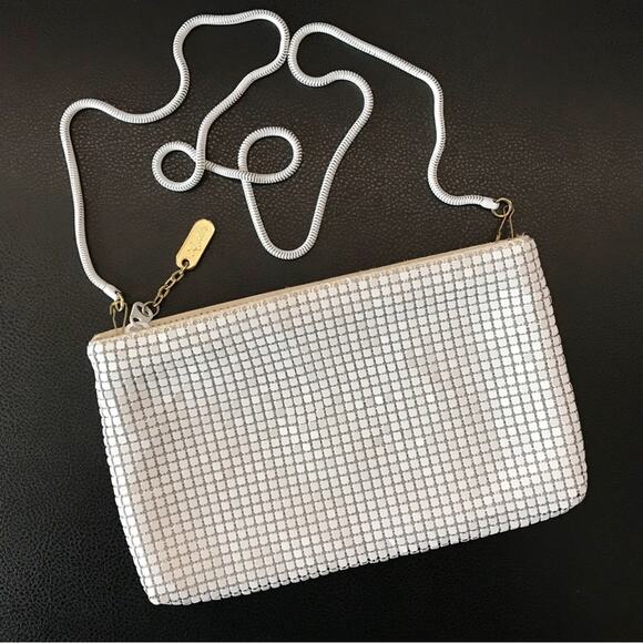 VTG Lyrella White Mesh Metal Snake Chain Strap Purse Clutch Handbag Chainmail - Picture 1 of 16